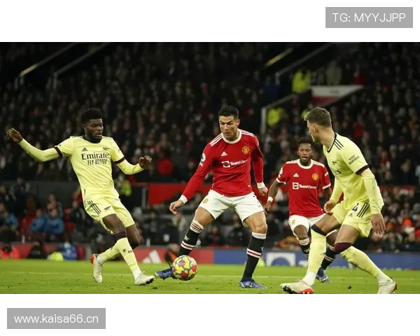 曼联复兴进程遇阻,问题逐步反映至战绩与竞争格局 曼联复兴进程遇阻,问题逐步反映至战绩与竞争格局