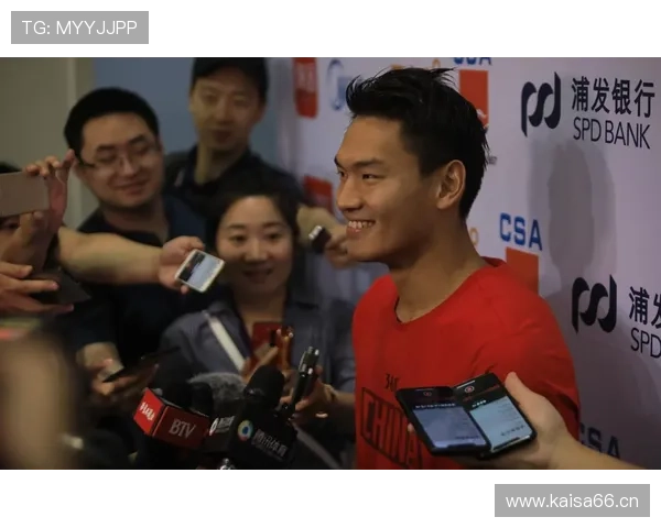 徐嘉余训练完直接去提了辆百万豪车，这反差谁懂啊